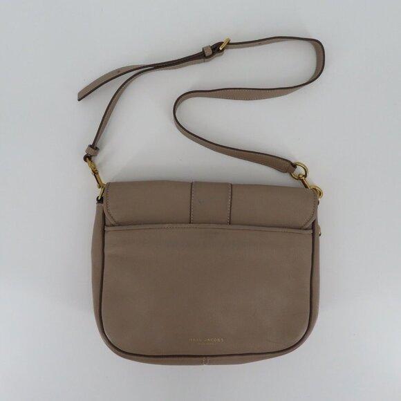 Marc Jacobs Interlock Beige Pebbled Leather Courier Messenger Crossbody Purse - Picture 15 of 16